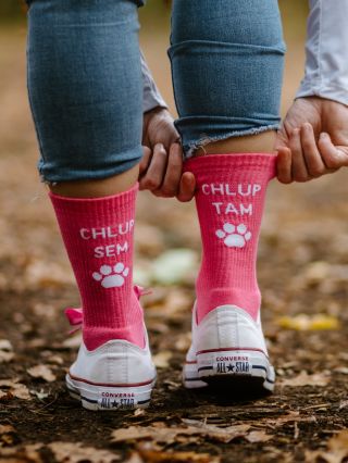 U nás šedý podzim rozhodně nehrozí! Barev máme dost a nově tyhle bavlněný CHLUP SEM TAM 🩷🩵 naše první celobarevný,...